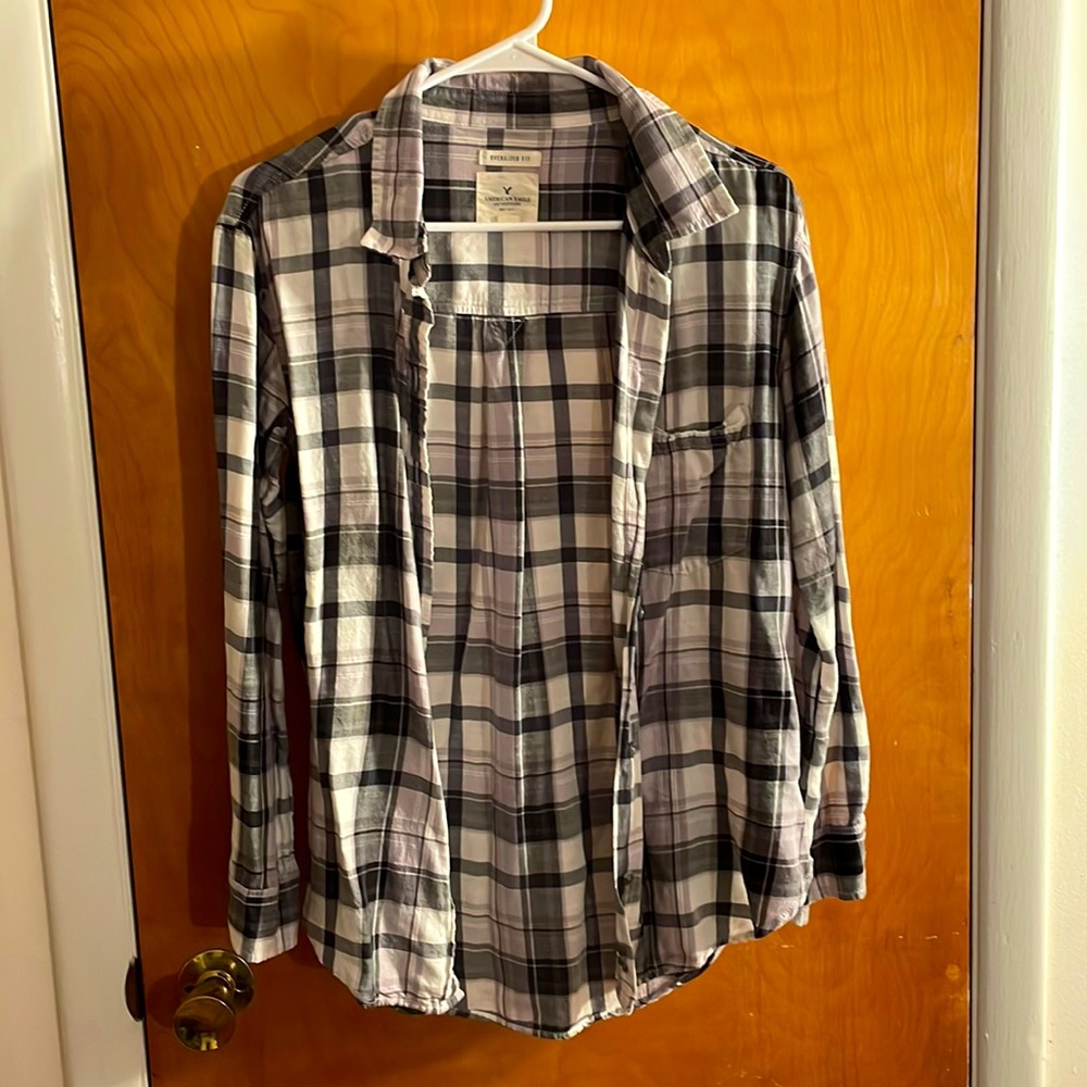 Plaid American Eagle Shirt. Size small but slightly oversized fit.